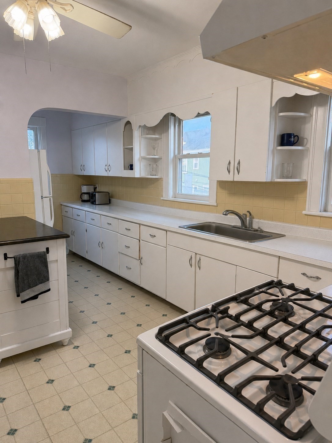 27 Wisconsin Ave. - East Somerville