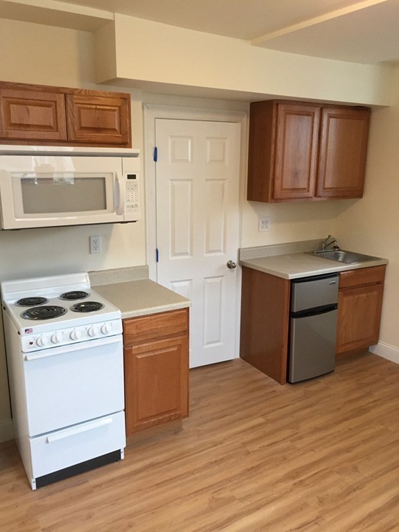 42 Harvard Ave. - Hyde Park