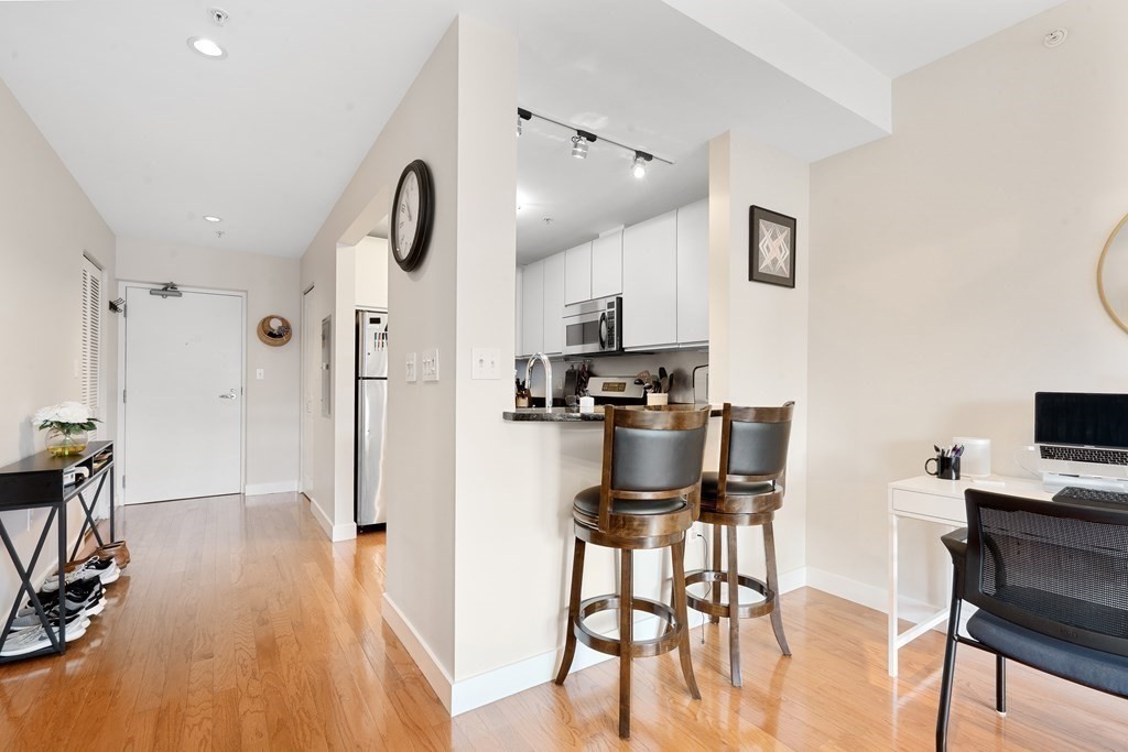 15 Waltham - South End