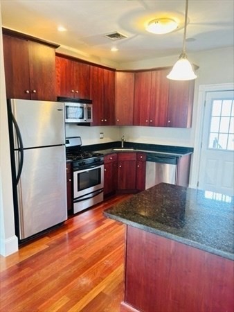 650 East 6th St. - South Boston