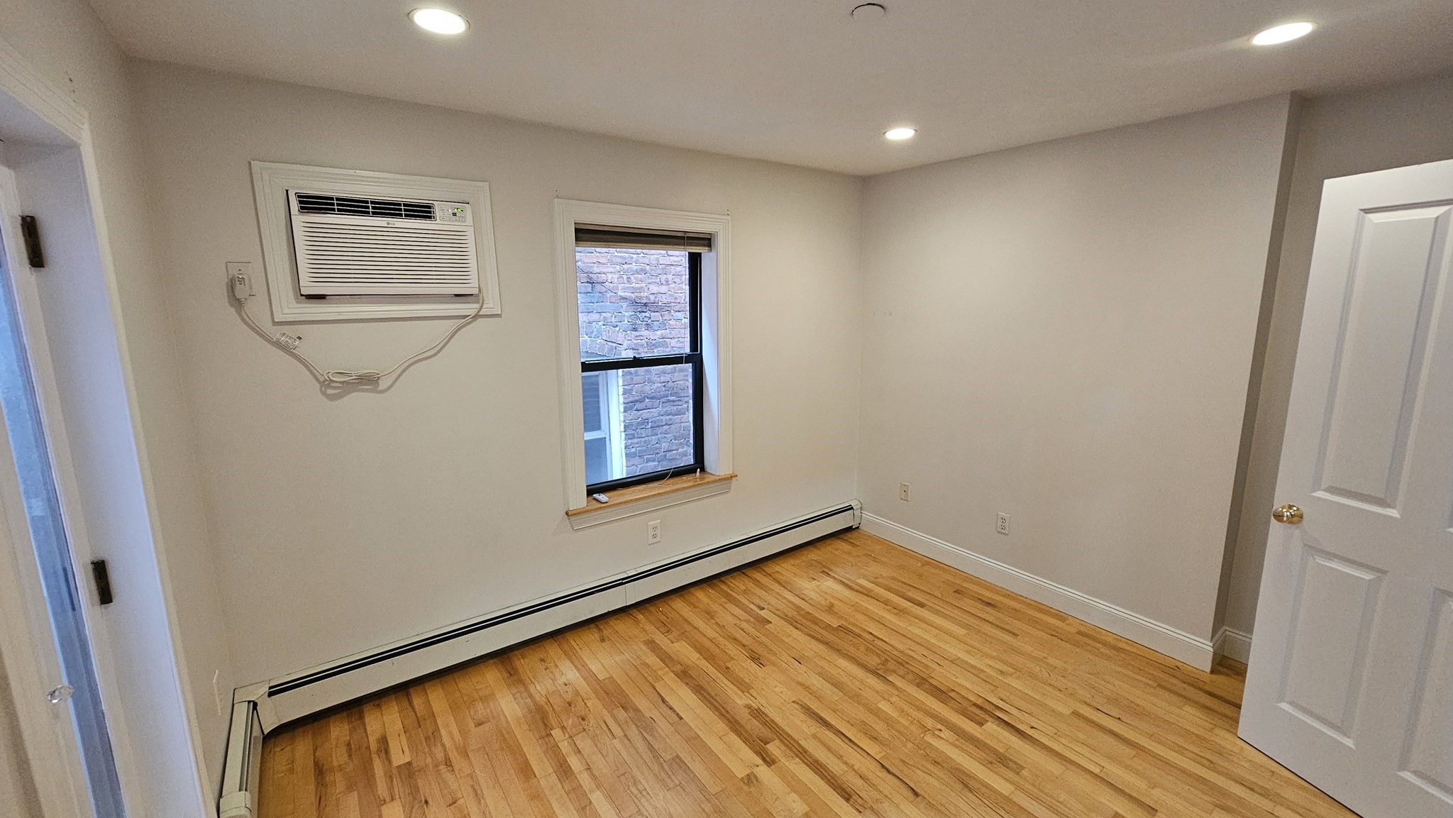 39 Salutation - North End