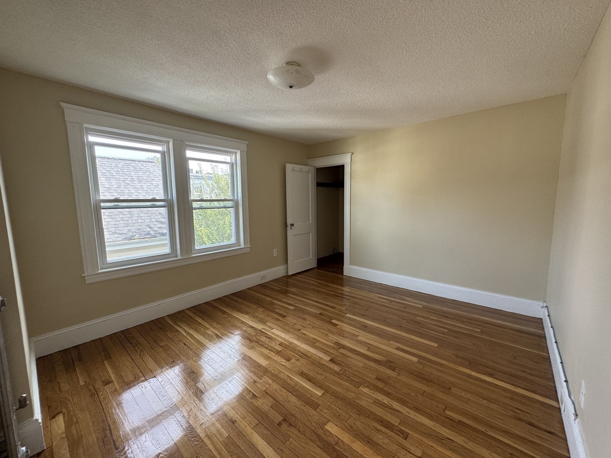 106 Vernon St. - Magoun Square