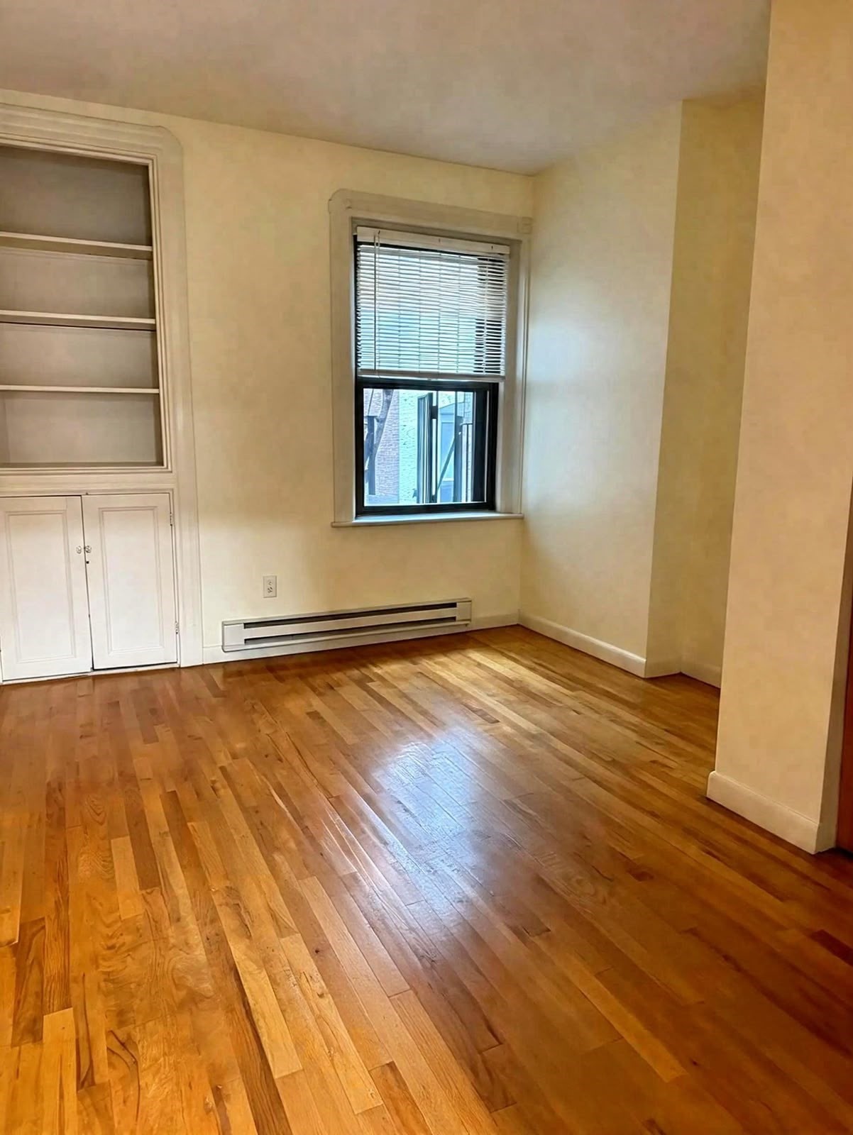 11 Grove St. - Beacon Hill