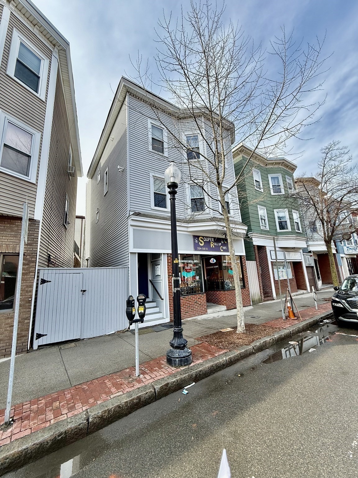 724 Cambridge St. - Wellington