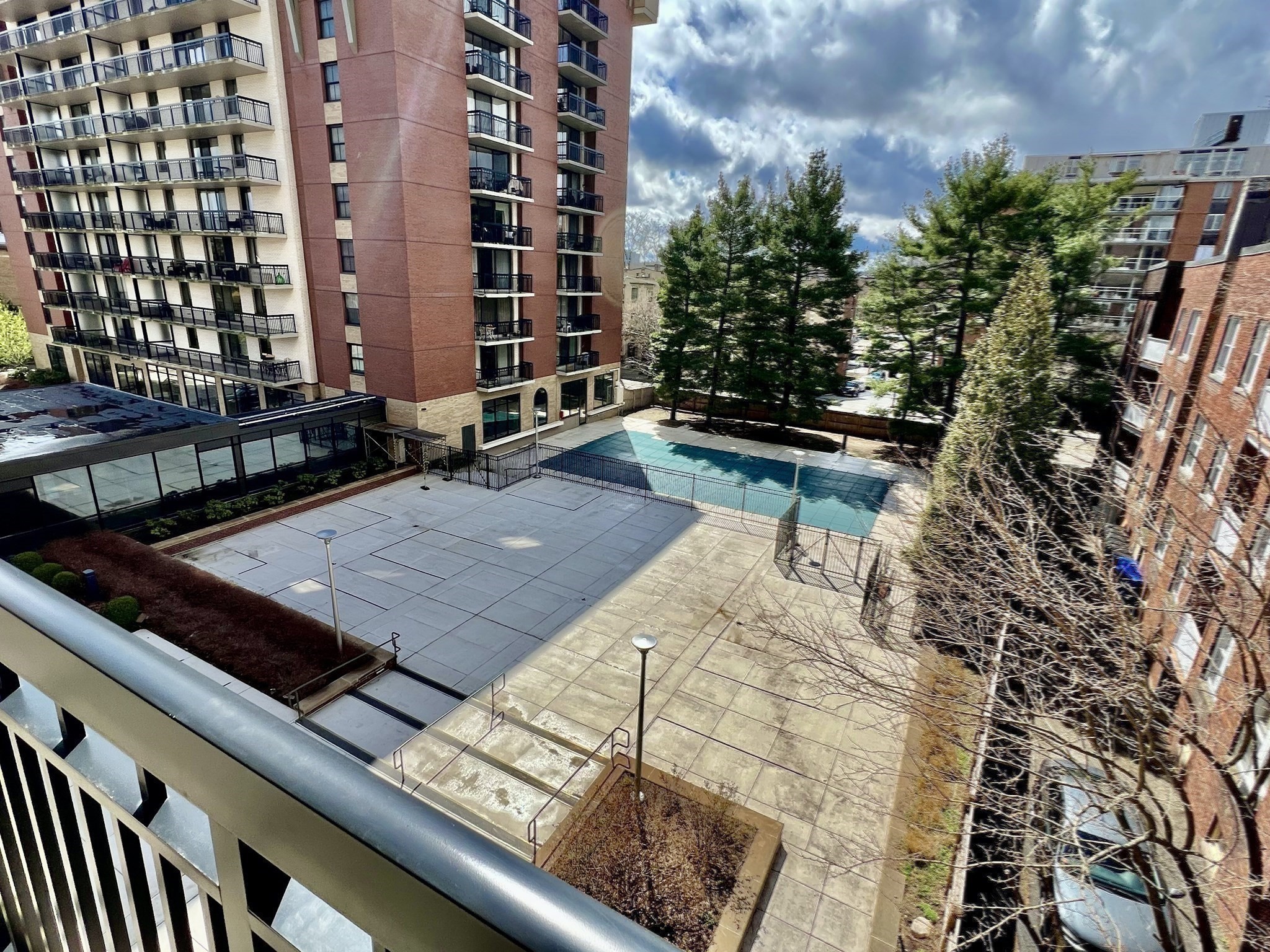 60 Longwood Ave. - Coolidge Corner