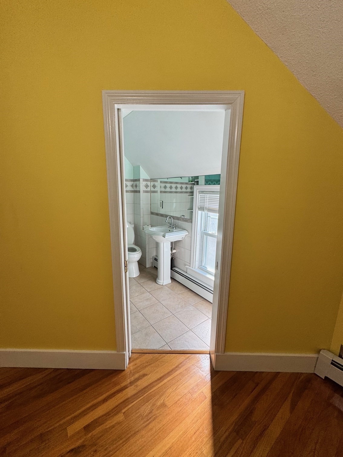 52 Quincy St. - Tufts University