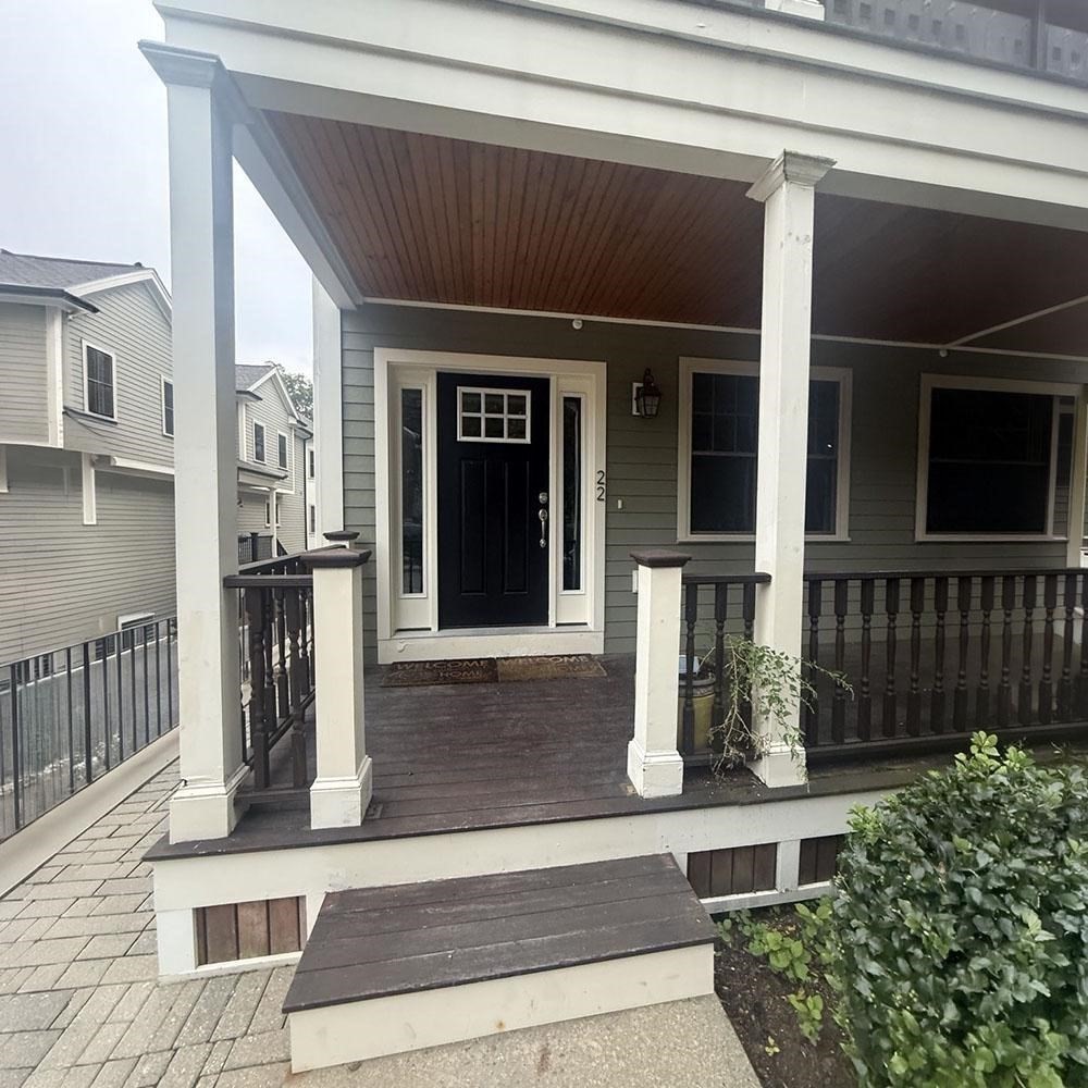 22 Hawthorne - Roxbury