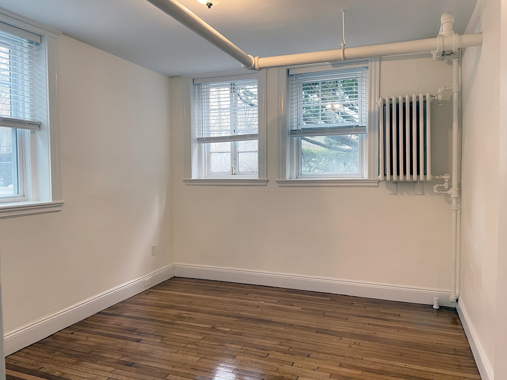 15 Thatcher St. - Longwood