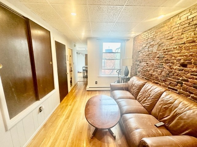 19 Margaret - North End