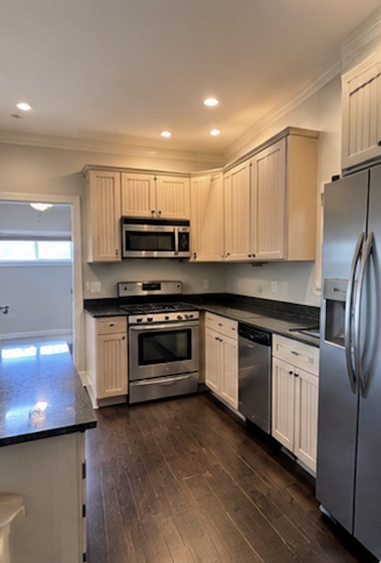 581 East 8th - South Boston