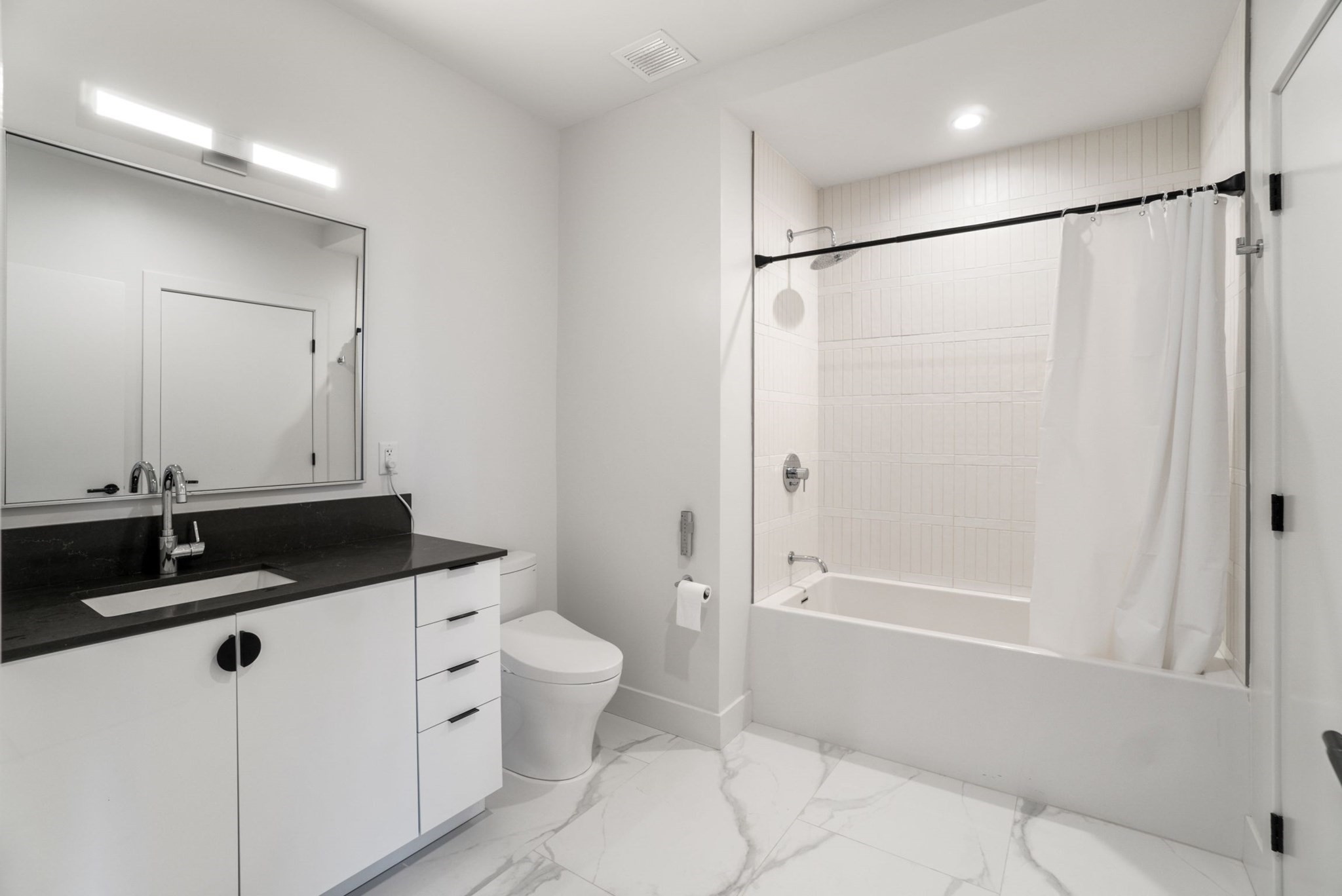 566 Columbus Ave. - South End