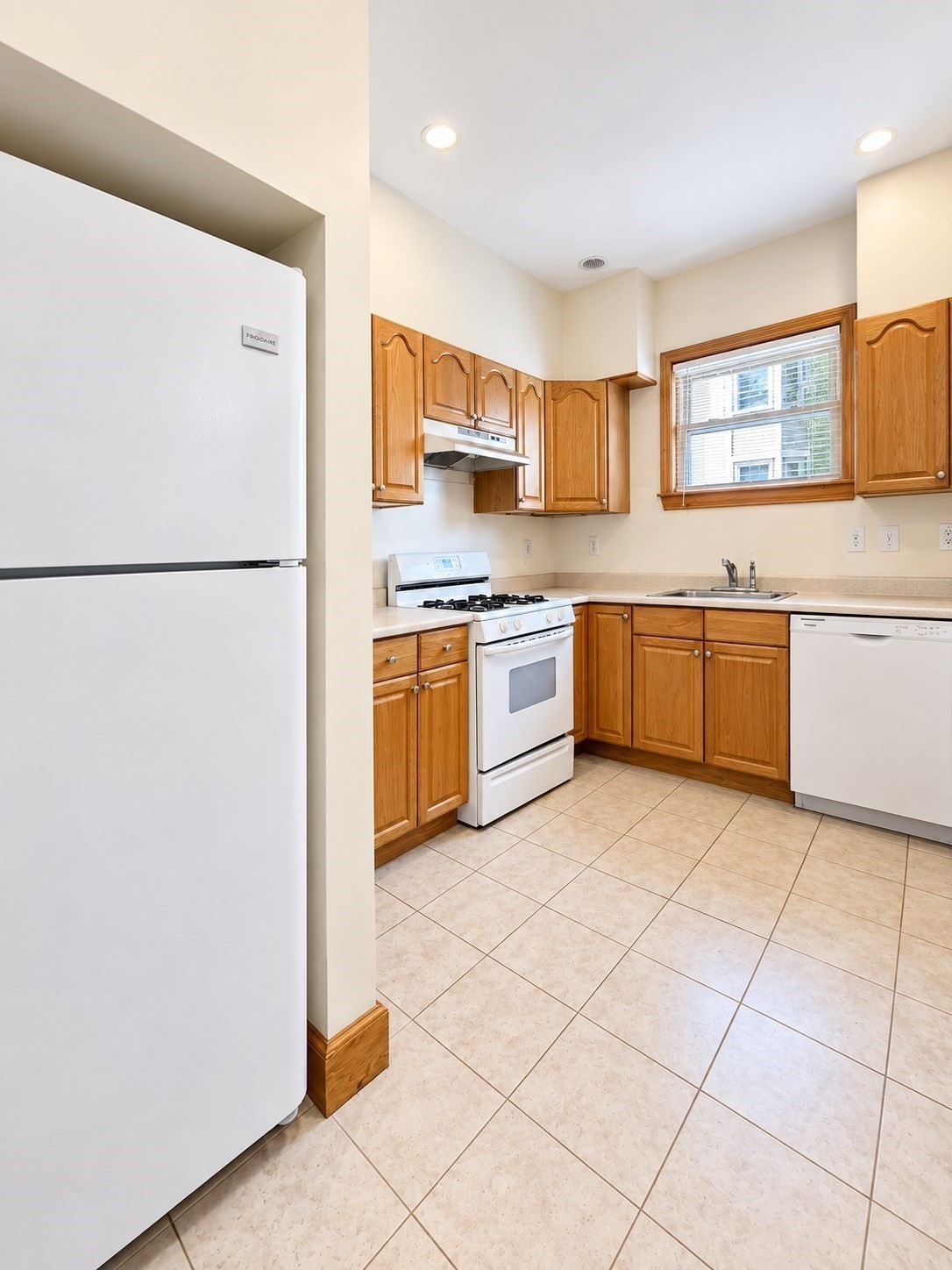 46 Gardner St. - Allston