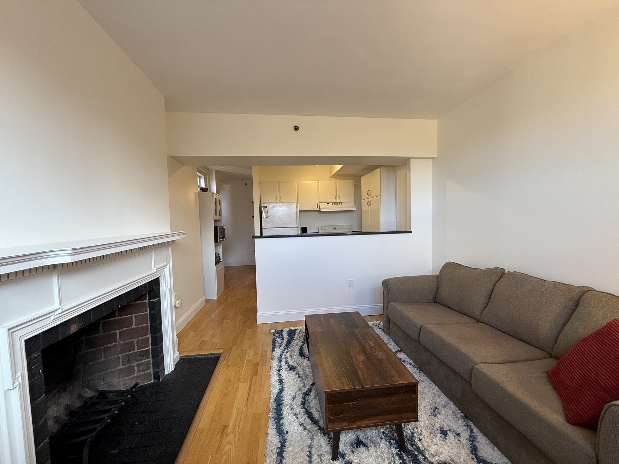 15 River - Beacon Hill