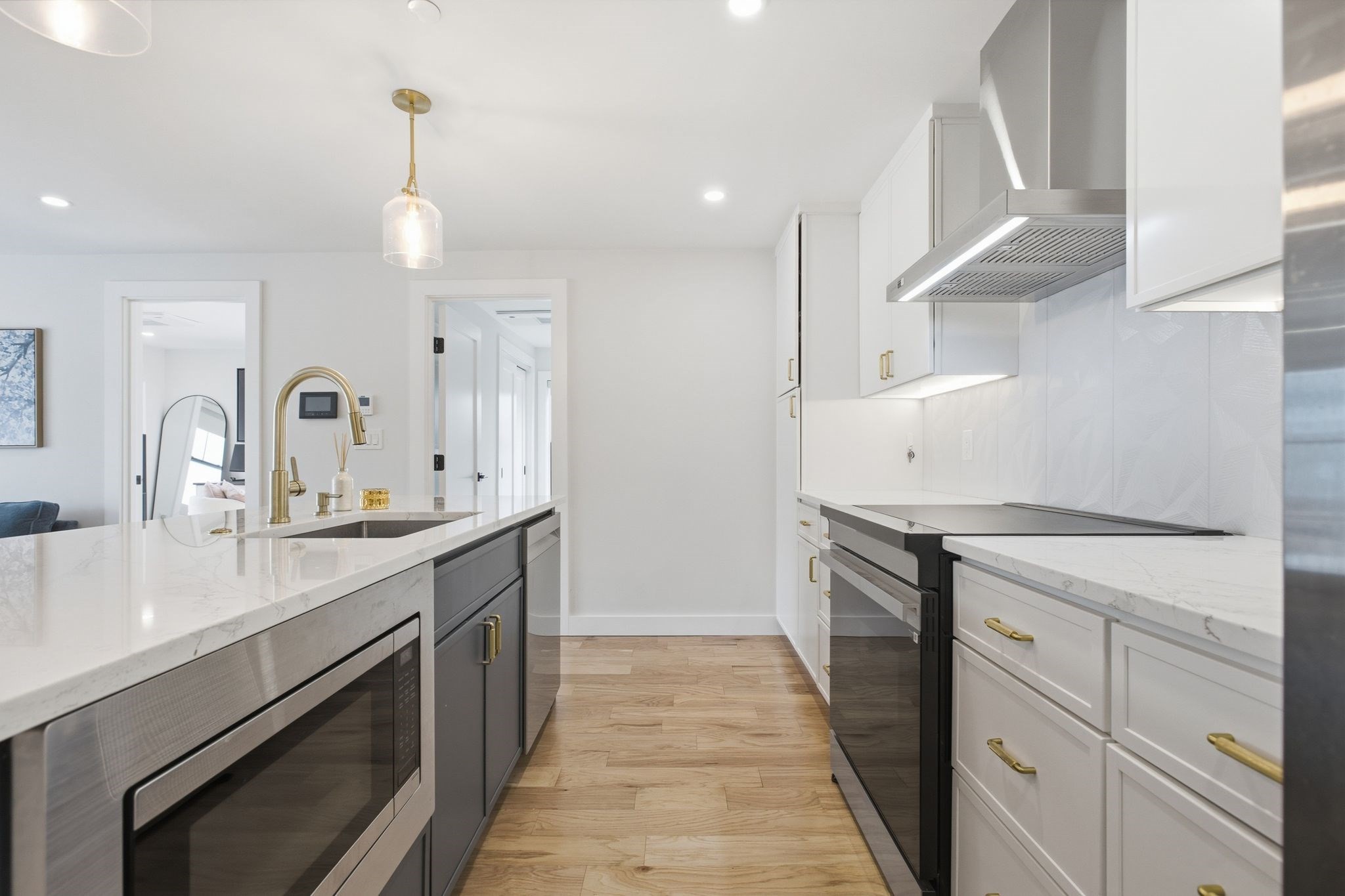 655 Saratoga St. - East Boston