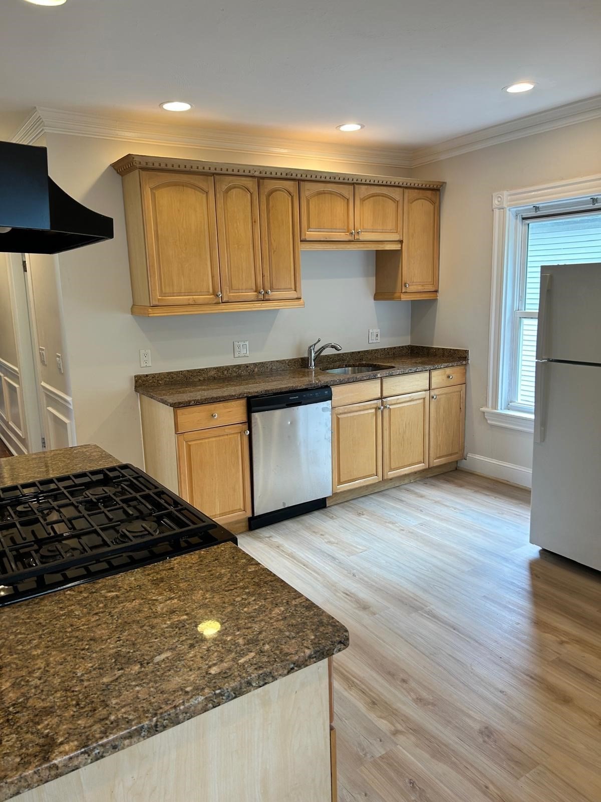 317 Wood Ave. - Hyde Park