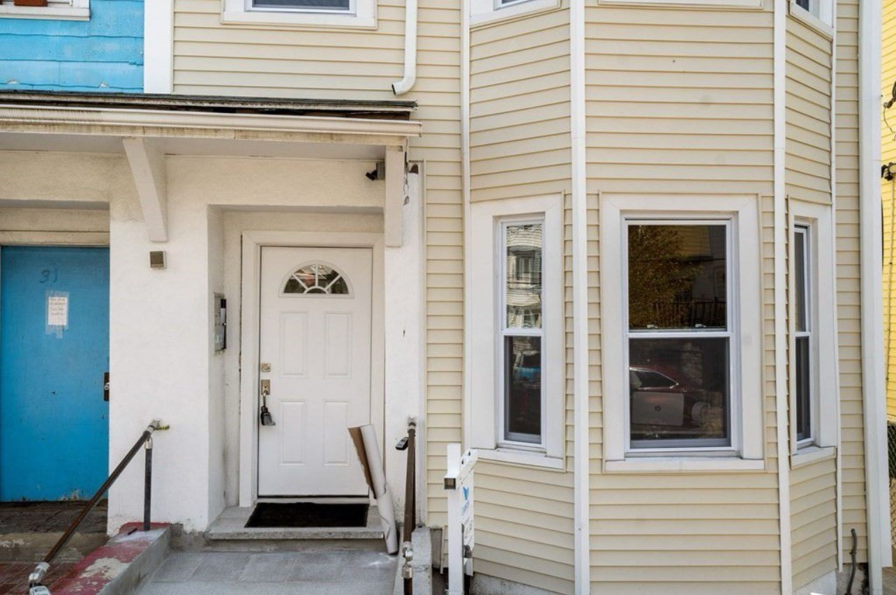 29 Clarence St. - Roxbury