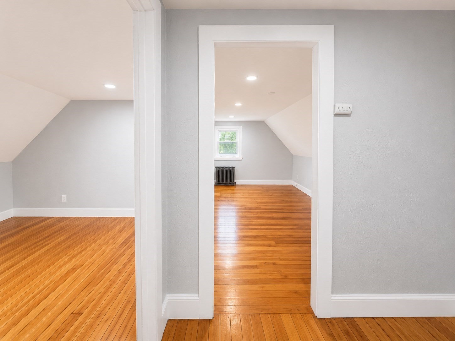 12 Homestead - Roxbury
