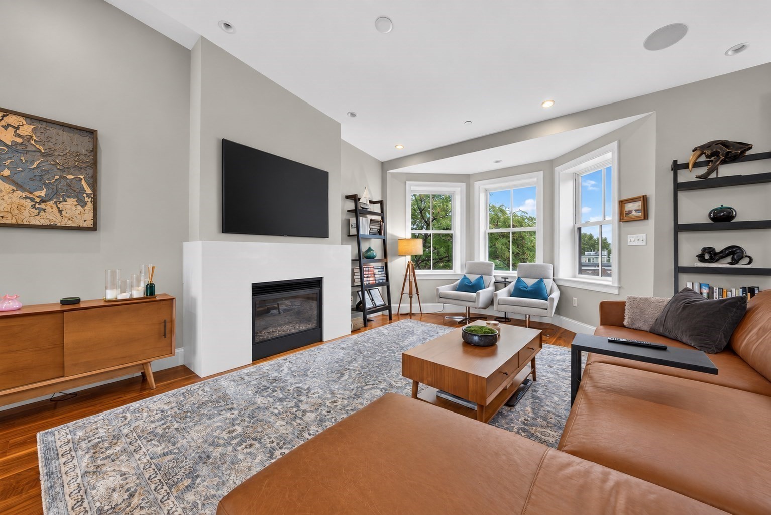 550 East Broadway - South Boston