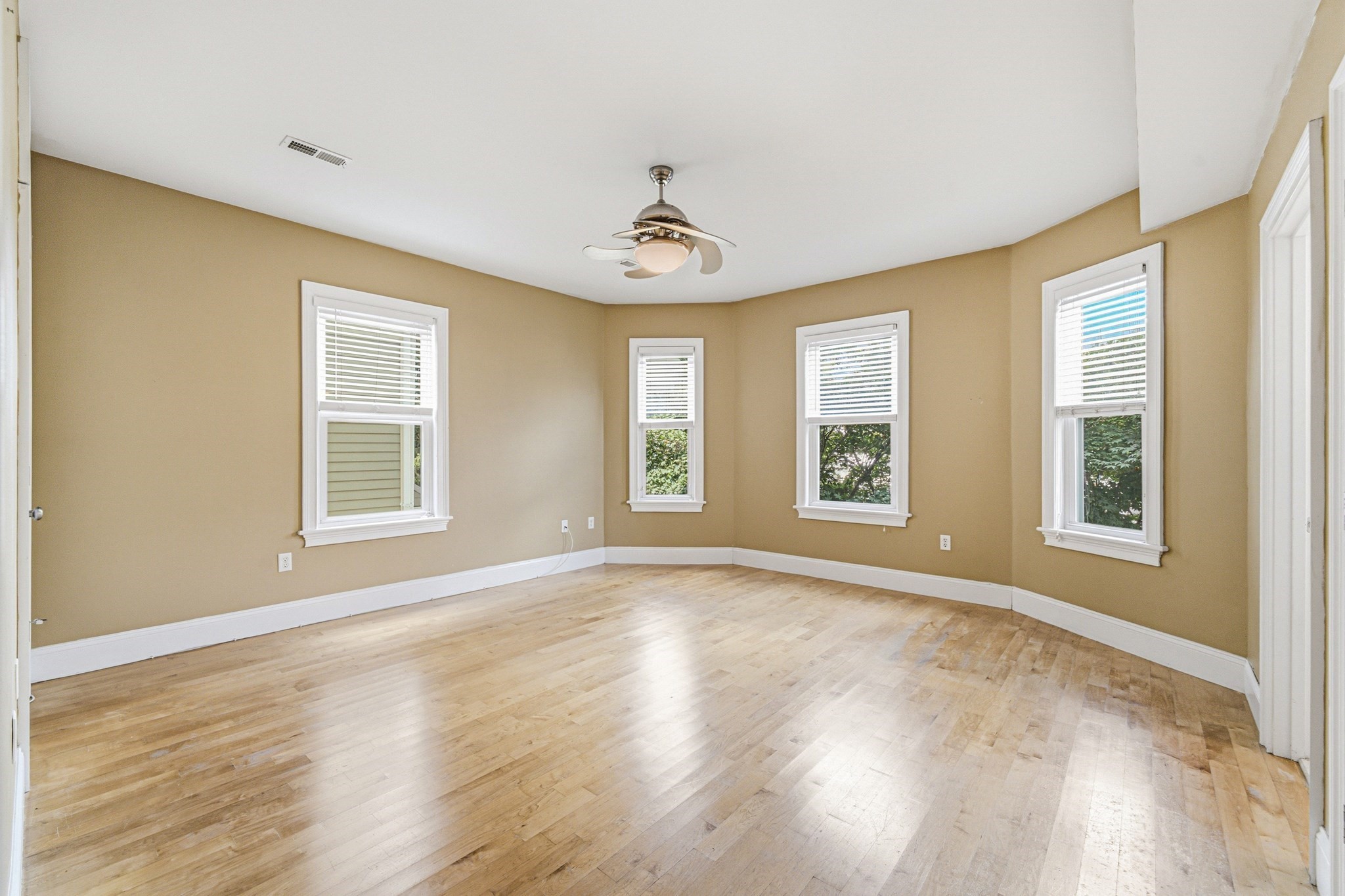 5 Mount Vernon St. - Dorchester