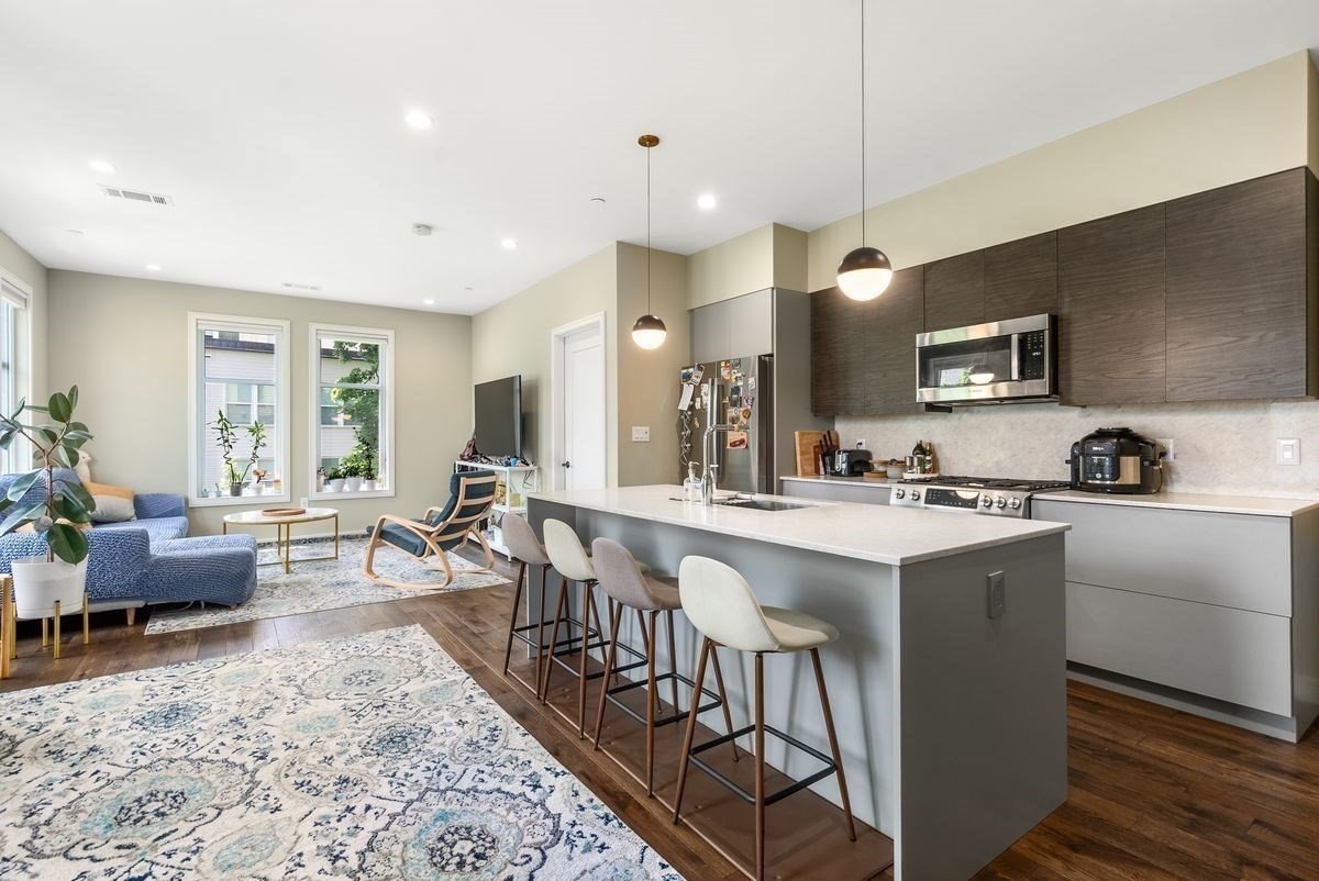 45 Burnett - Jamaica Plain
