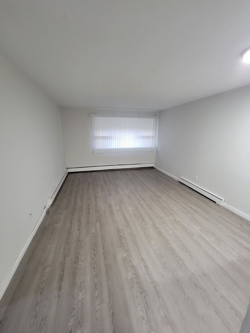1 Rosa St. - Hyde Park