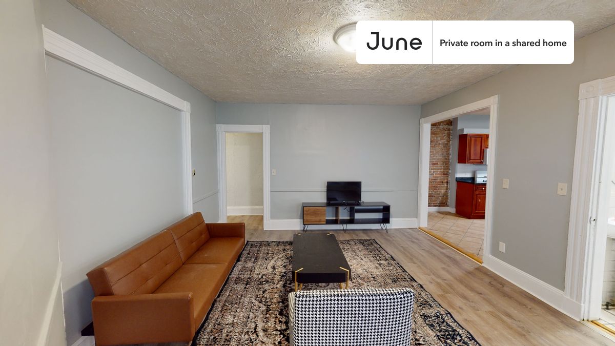 11 Islington St. - Allston