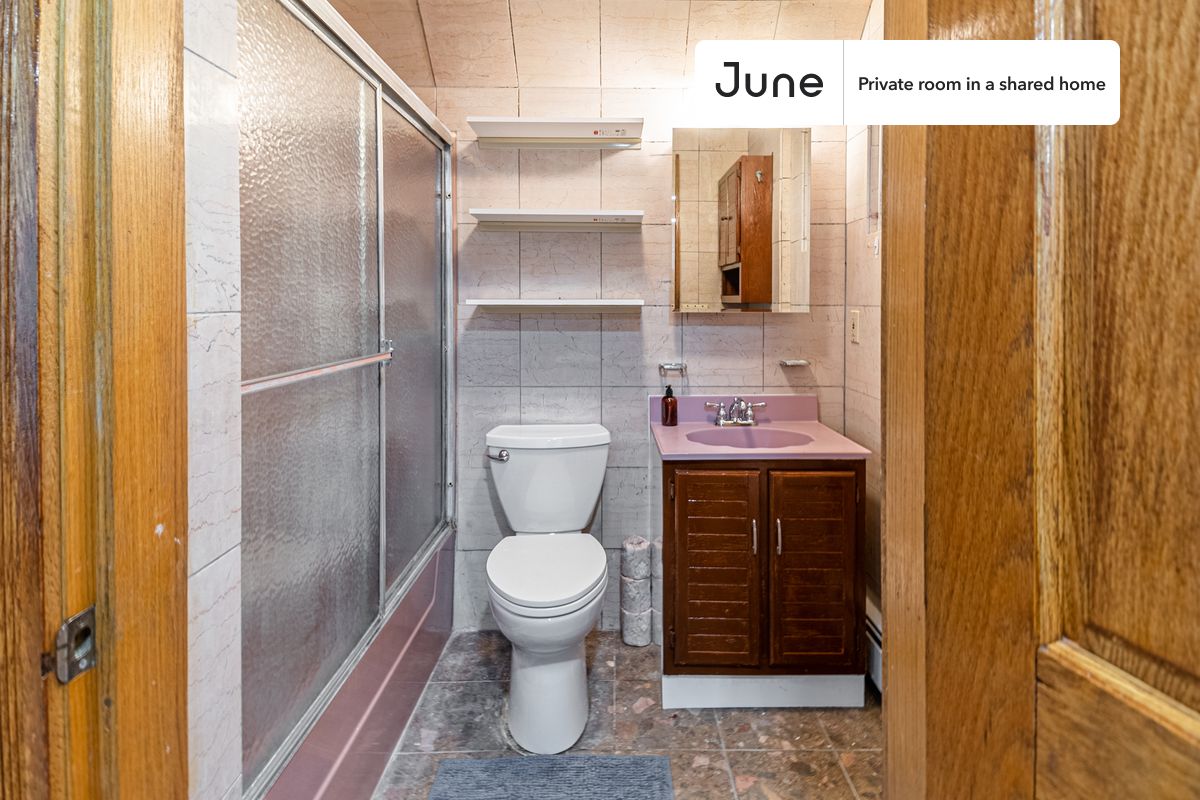 166 Auburn St. - Cambridgeport