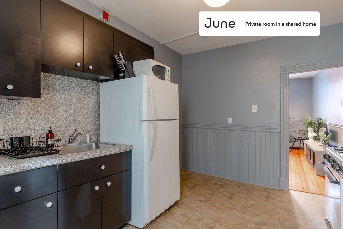 452 Hanover St. - North End