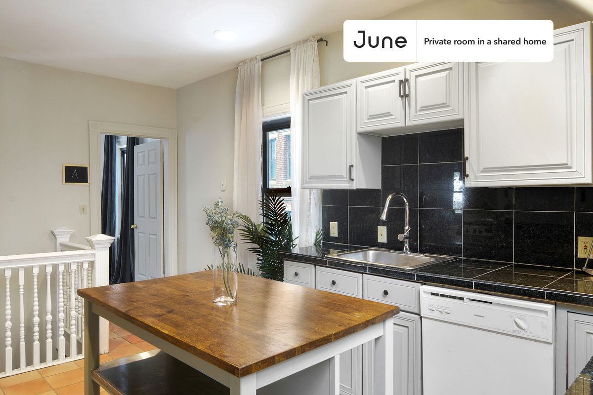 132 Chiswick Rd. - Brighton