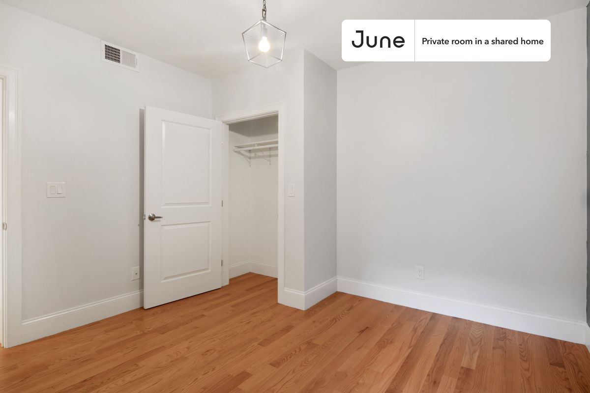 186 Kelton St. - Brighton