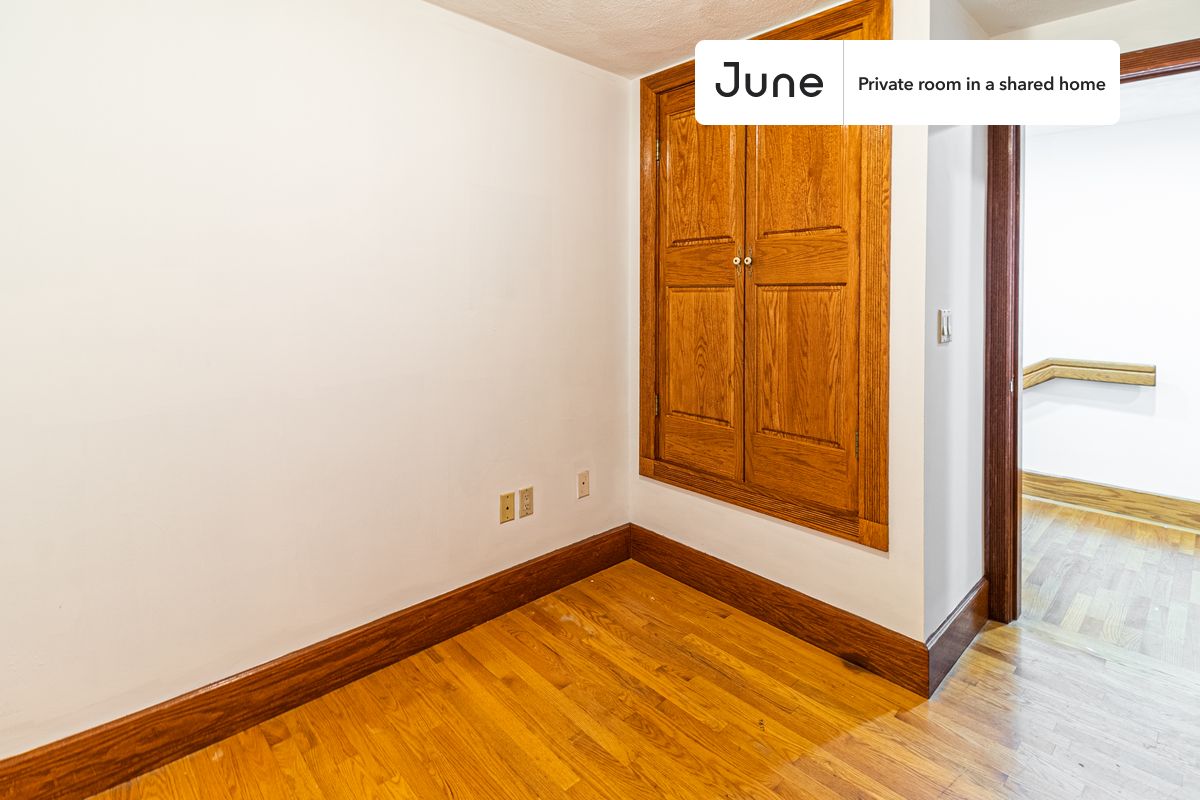 166 Auburn St. - Cambridgeport