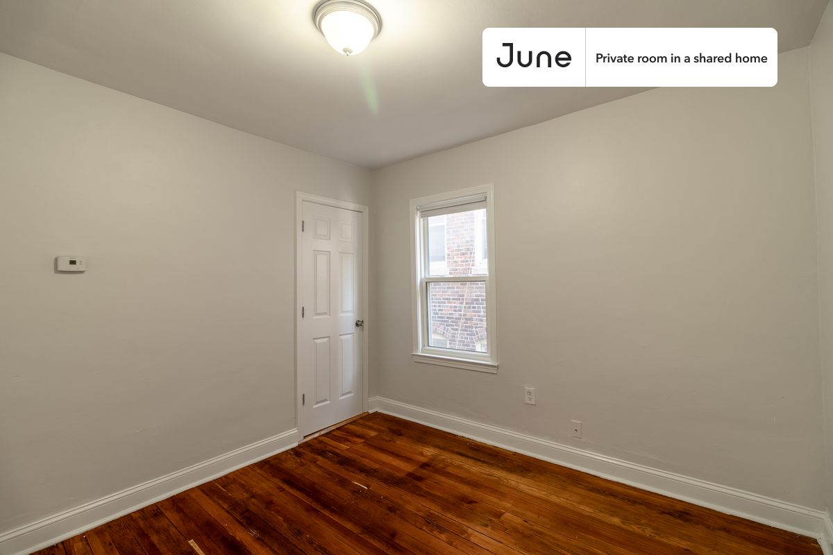 184 Walnut Ave. - Roxbury