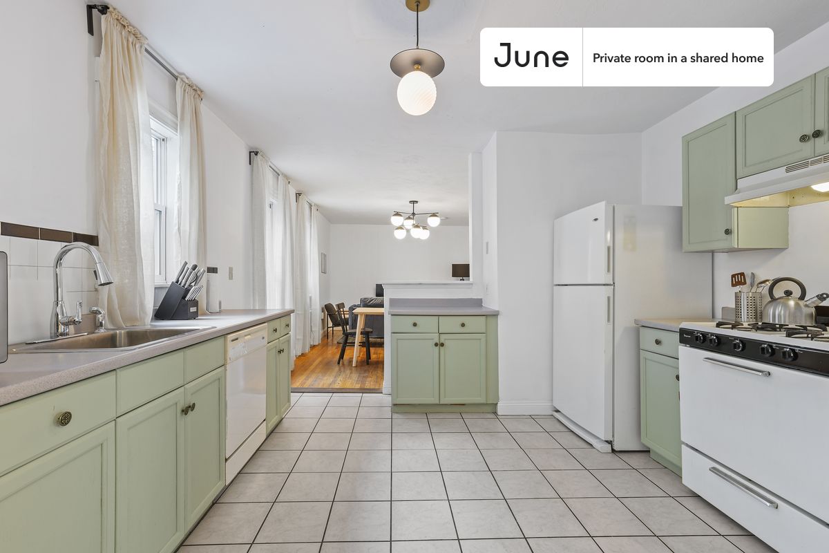 153 Murdock St. - Brighton