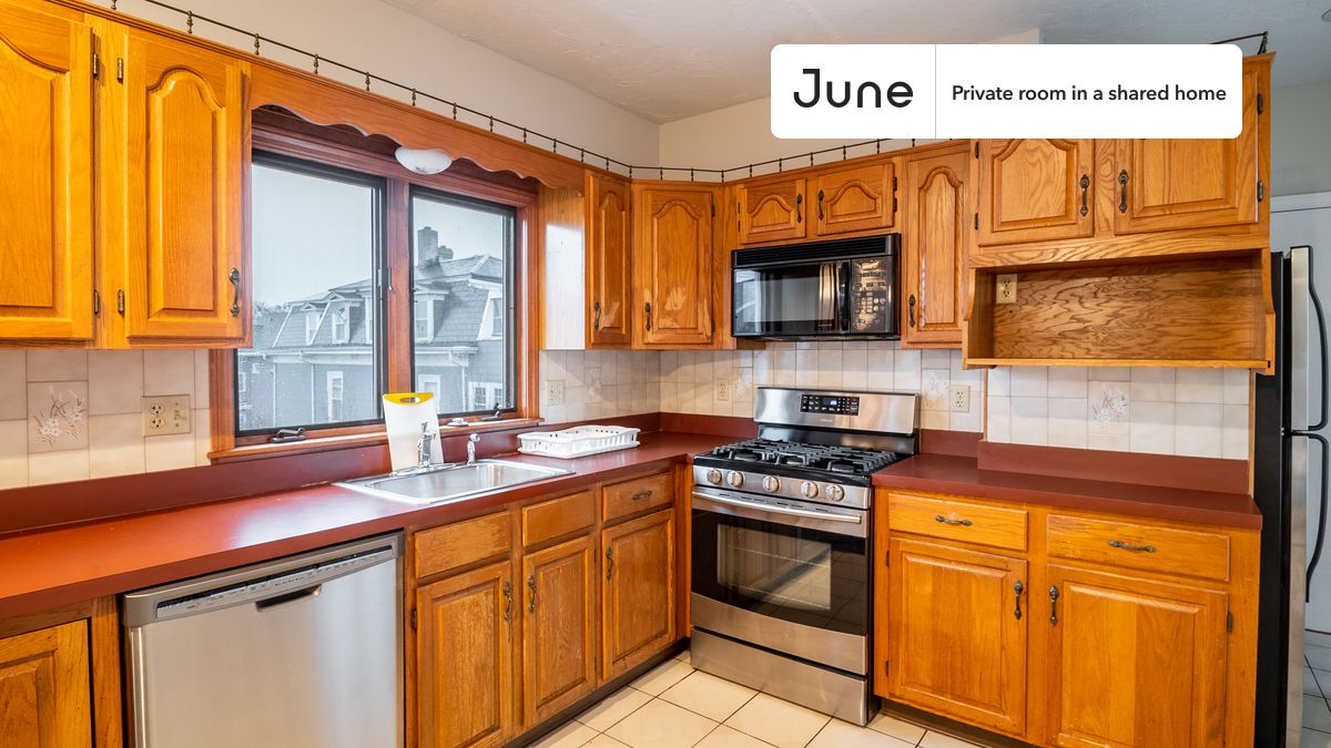 88 Glen St. - East Somerville