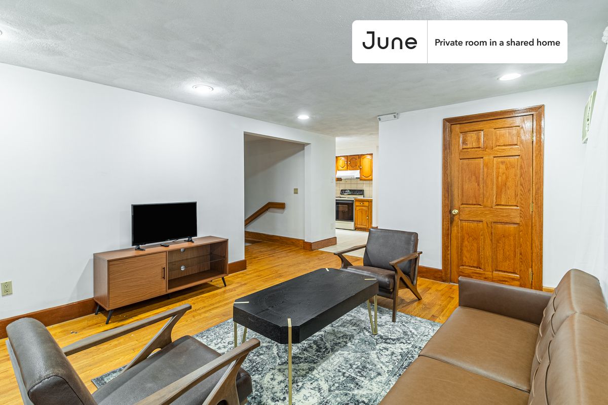 166 Auburn St. - Cambridgeport