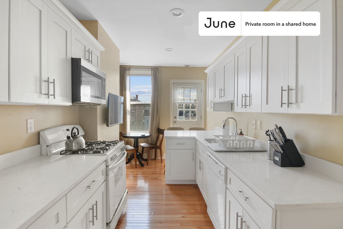 7 Linden St. - Allston