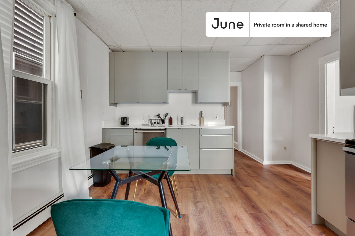 823 Dorchester Ave. - Dorchester