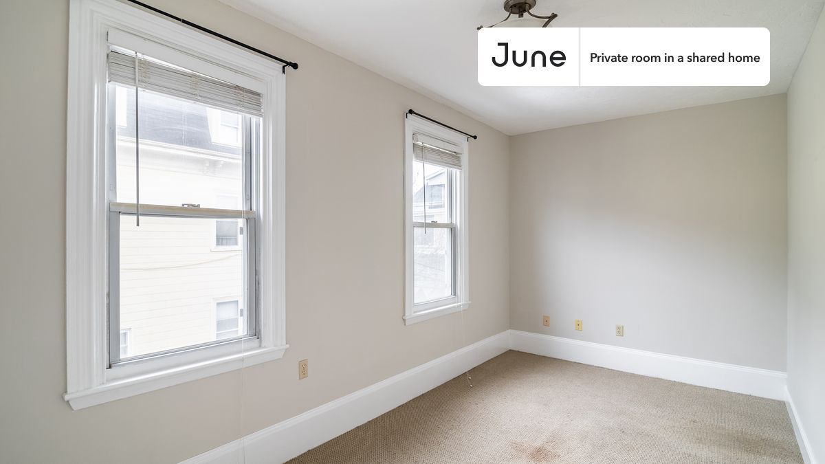 88 Glen St. - East Somerville