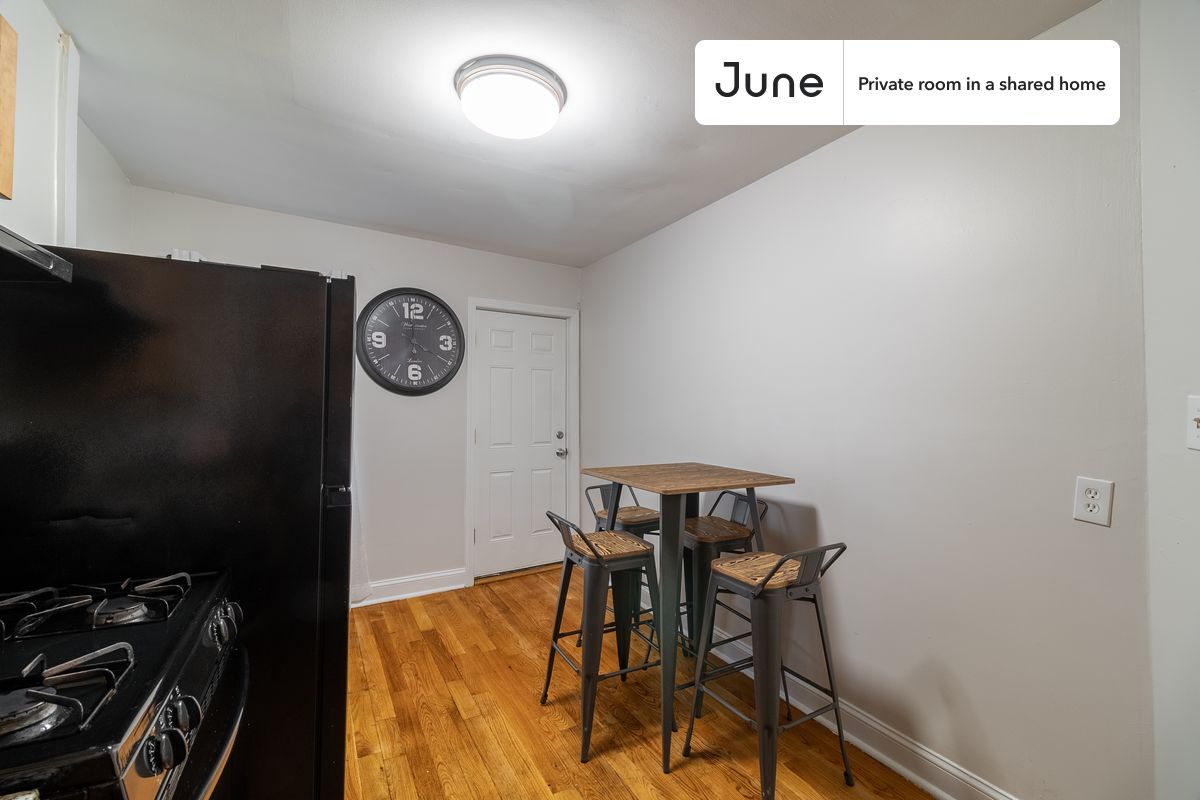 184 Walnut Ave. - Roxbury