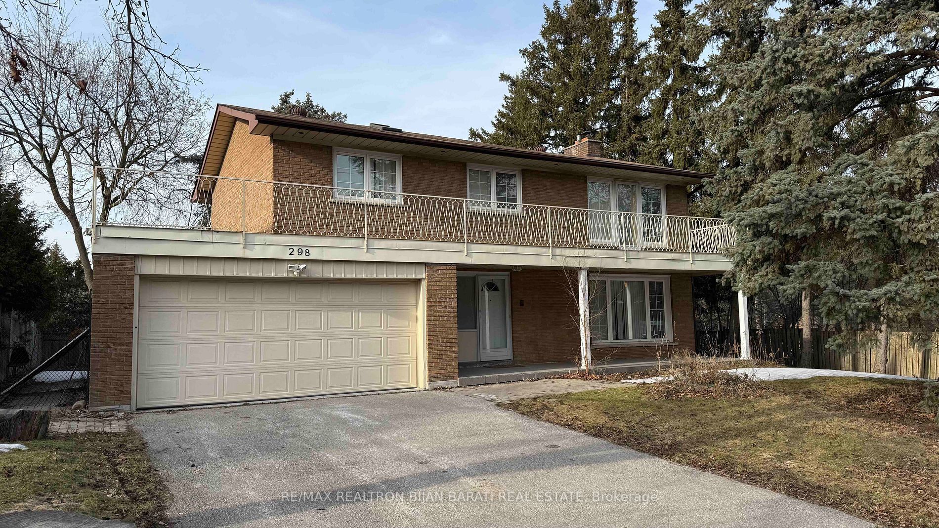 298 Newton Drive - North York