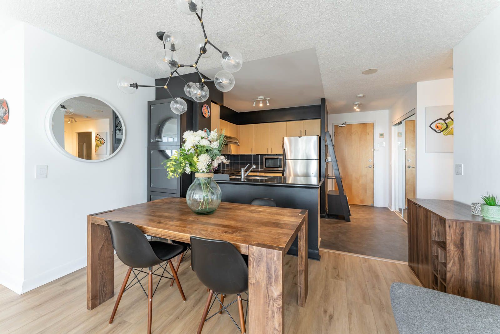4978 Yonge Street - West North York
