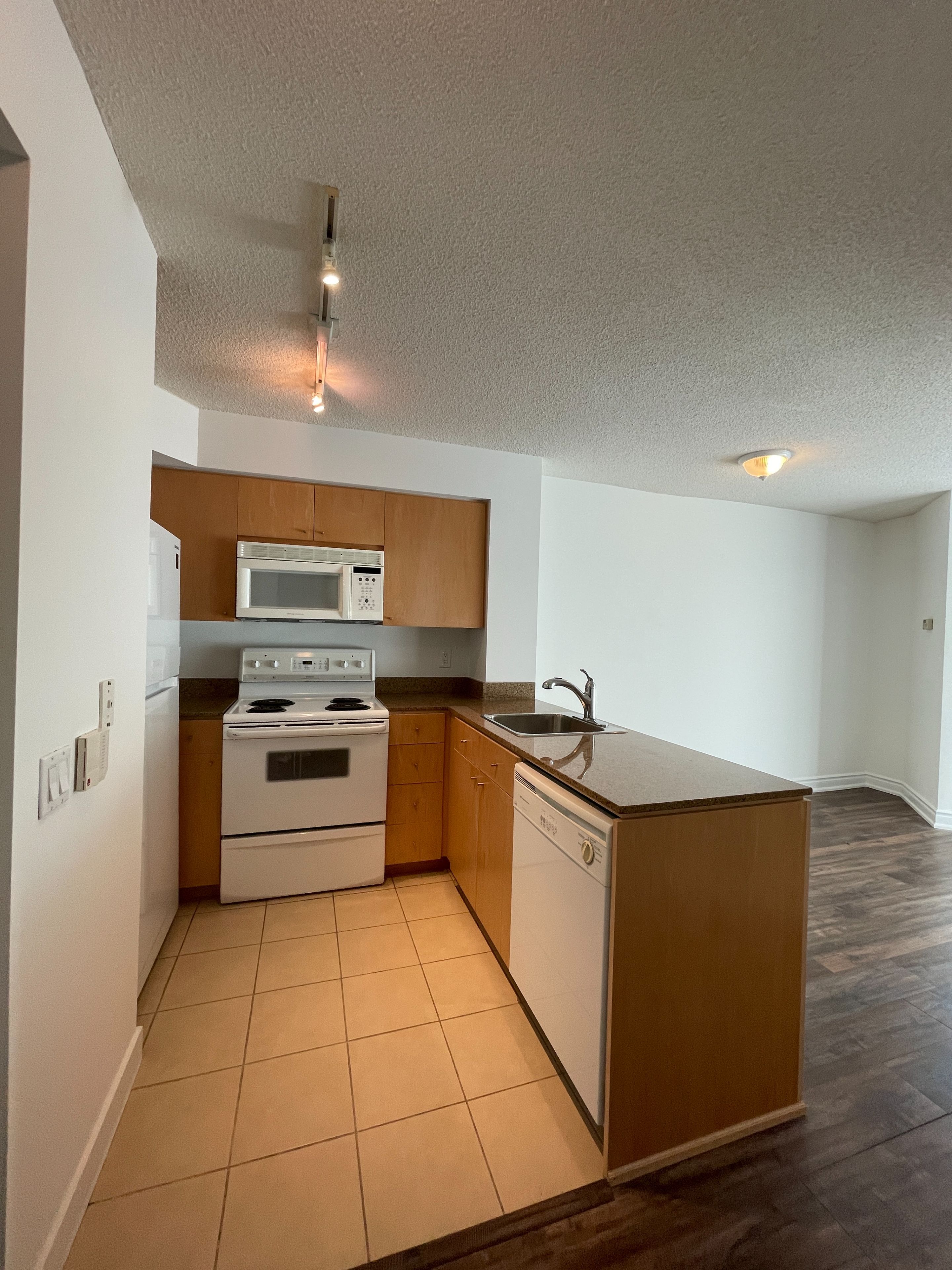 361 Front Street - Downtown