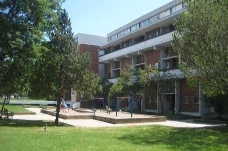 125 Leeward Glenway - Northeast Downtown