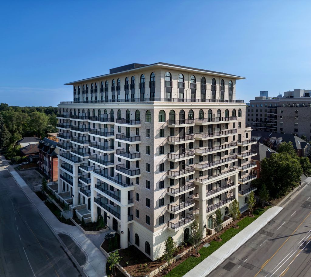 38 Earlington Avenue - Etobicoke West