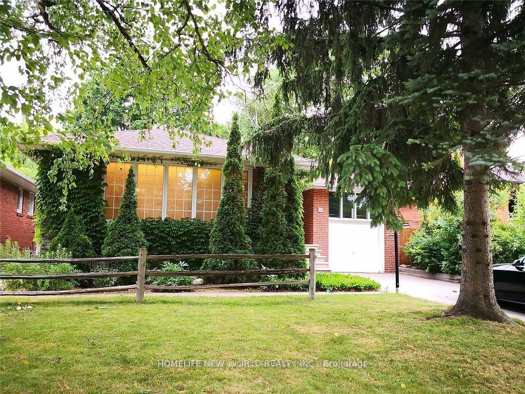 10 Millgate Crescent - North York