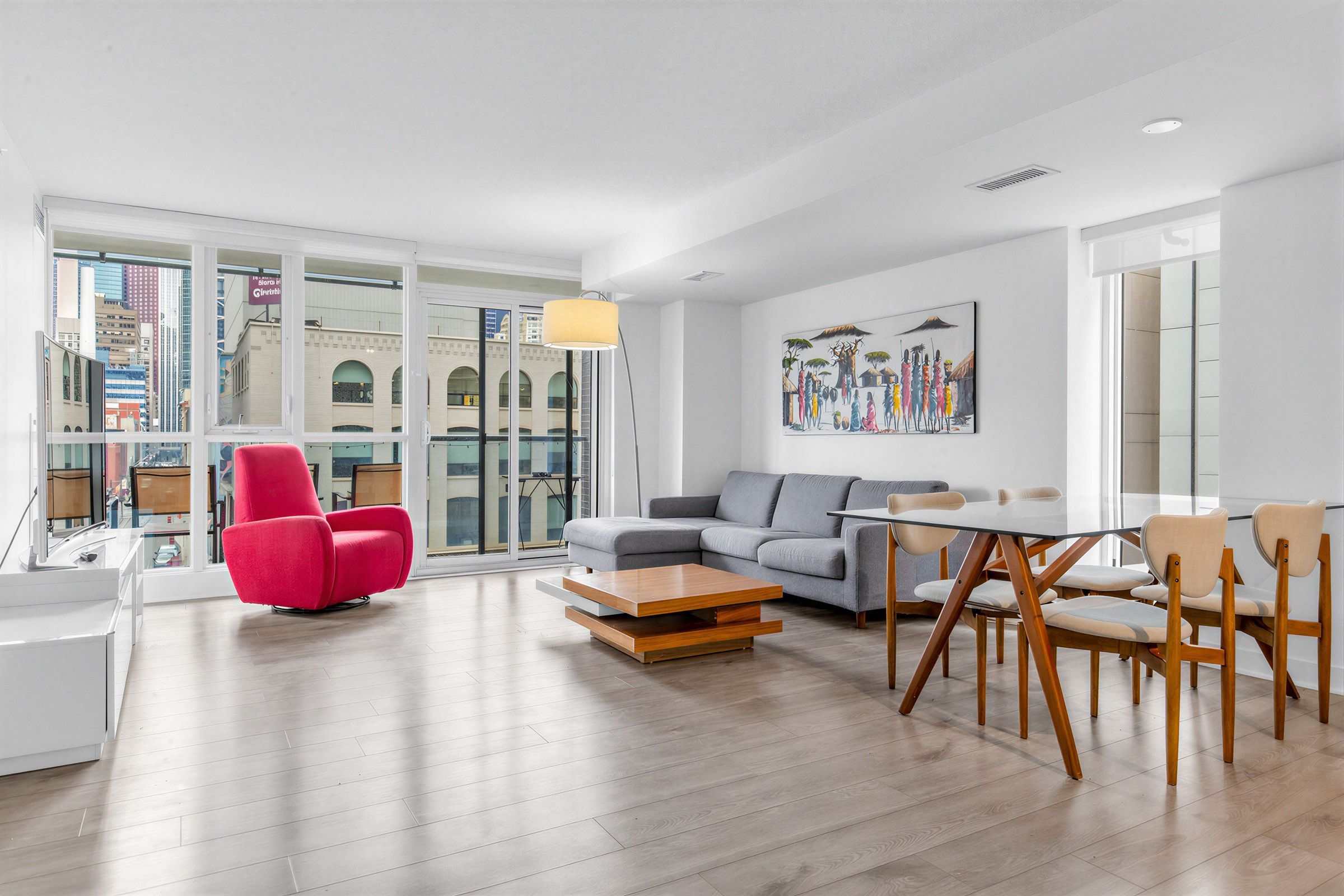 295 Adelaide Street - Downtown