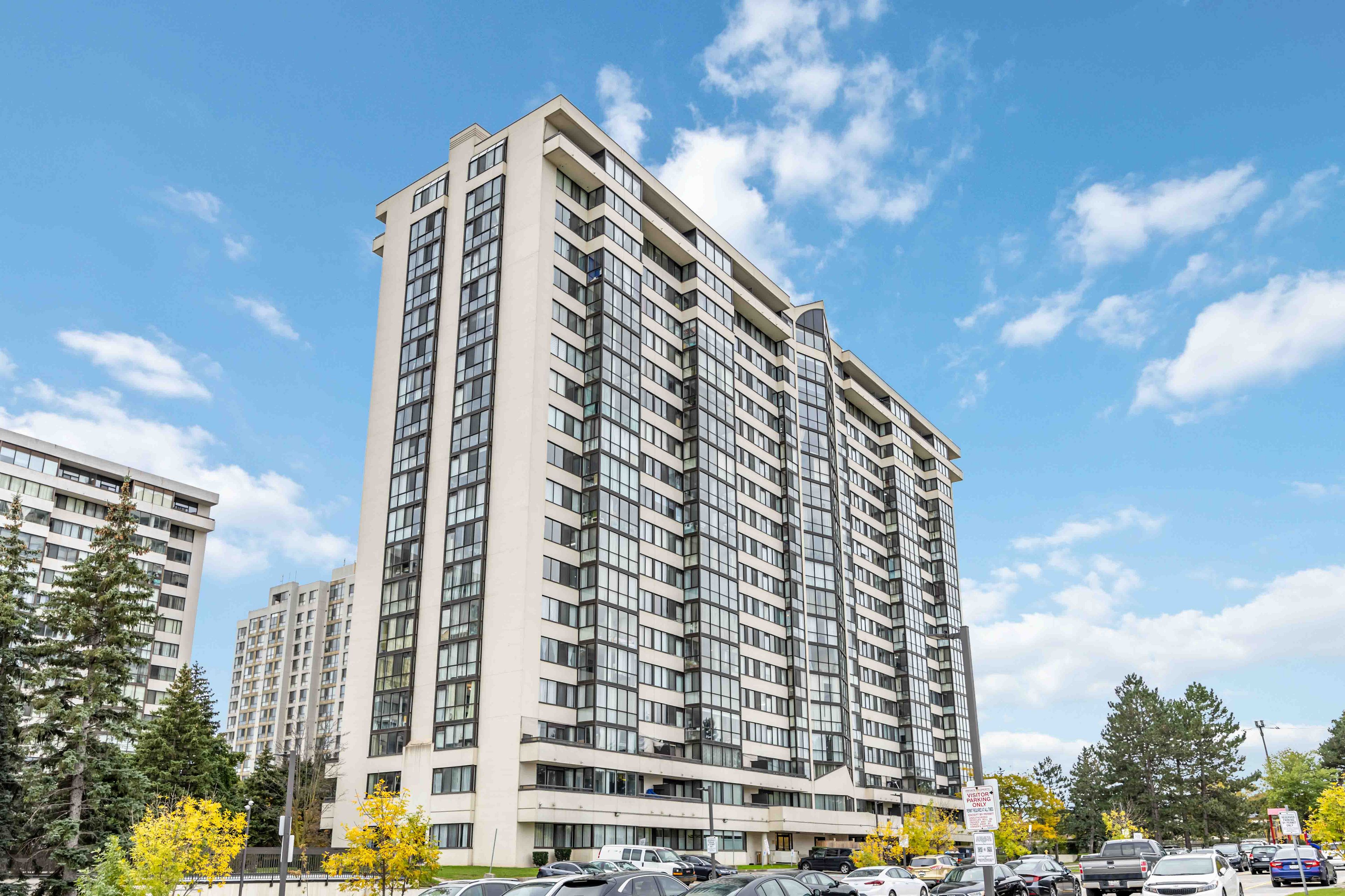 10 Markbrook Lane - Rexdale