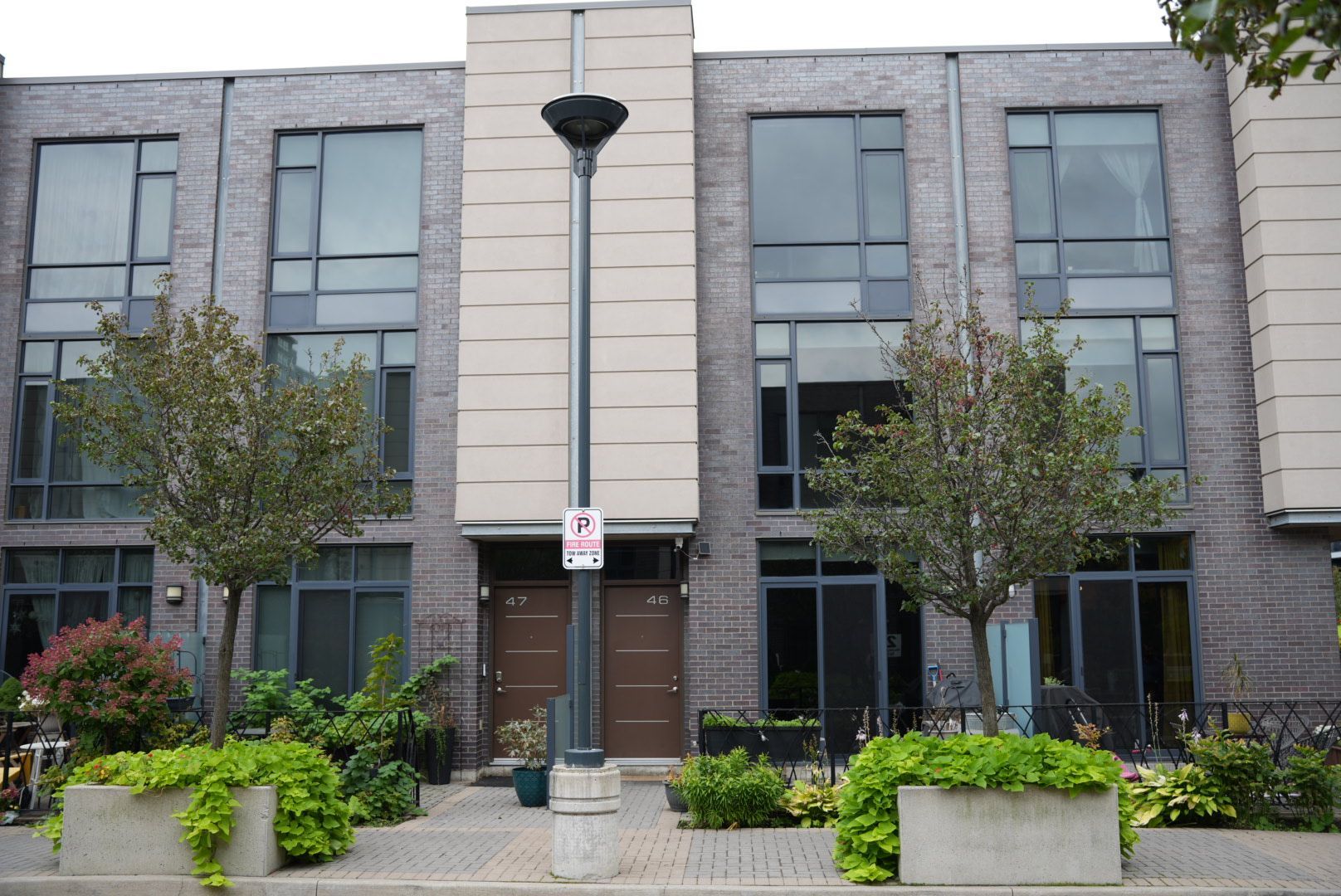 23 Valhalla Inn Road - Etobicoke West