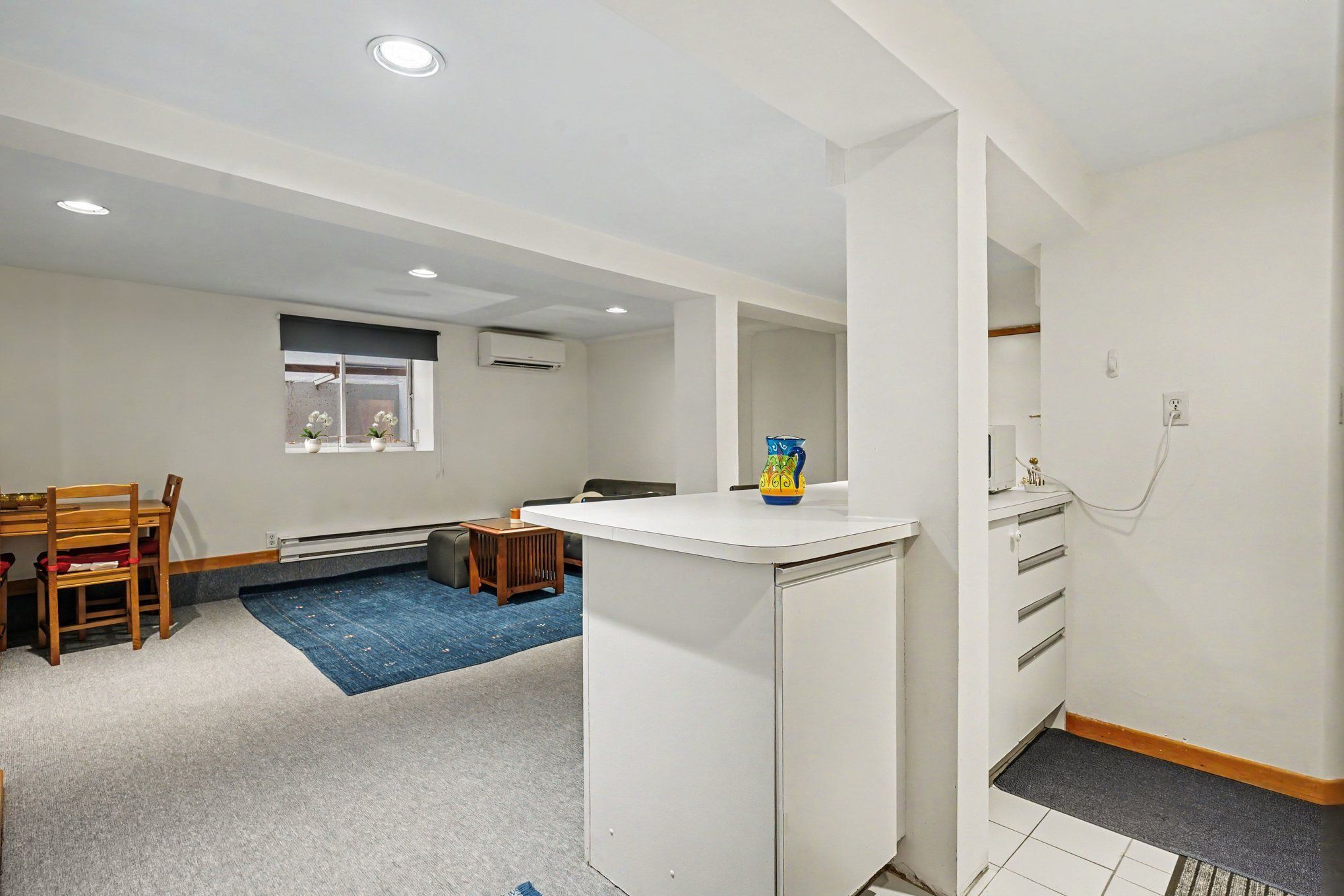 89 Willcocks Street - Downtown