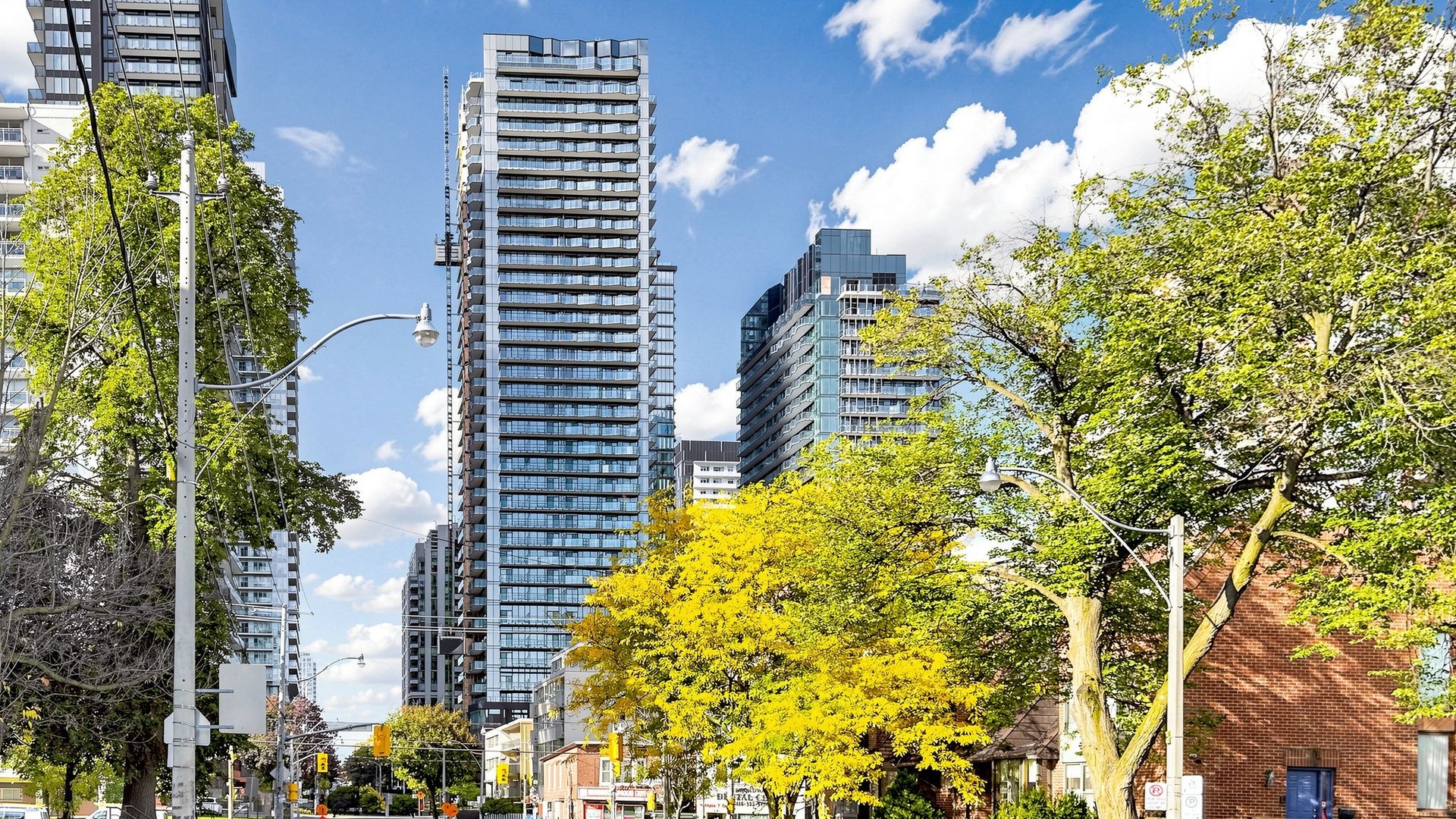 110 Broadway Avenue - Midtown